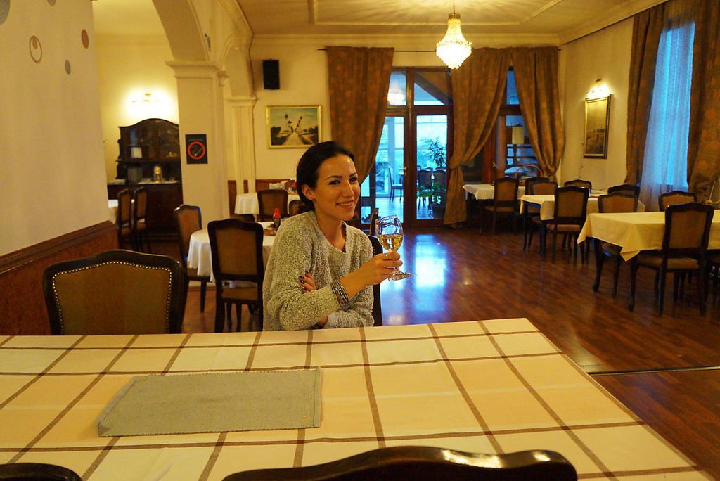Ugostiteljski Objekat Karibo Hotel Sombor Exterior photo